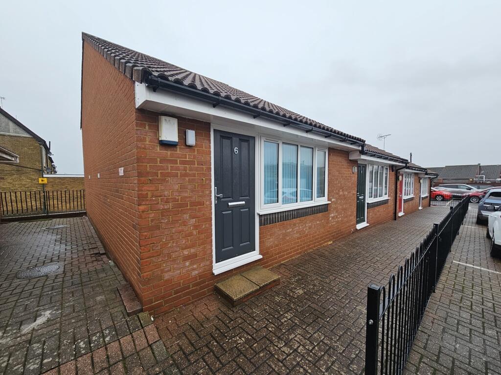 Main image of property: 6 The Court Yard, Holding Street, Rainham, Gillingham, Kent, ME8 7HE