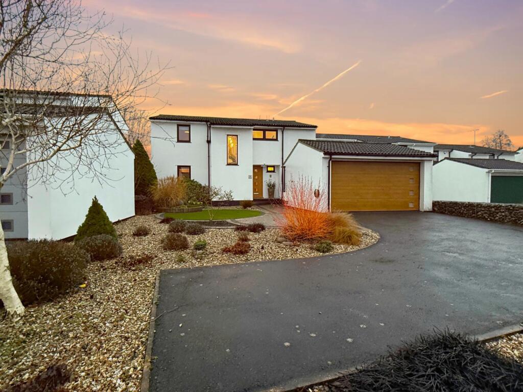 Main image of property: White Oak Way, Nailsea, North Somerset, BS48