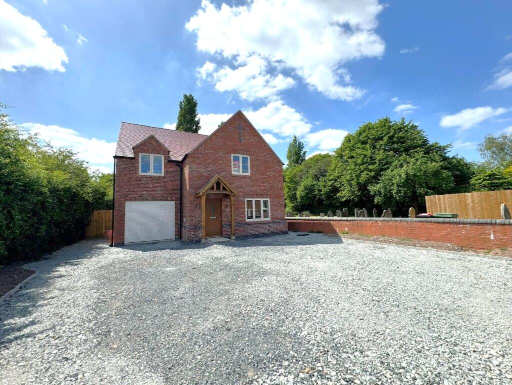 4-bed detached on Shrewsbury Road, Edgmond, Newport, Shropshire, TF10 8HT, £669,950