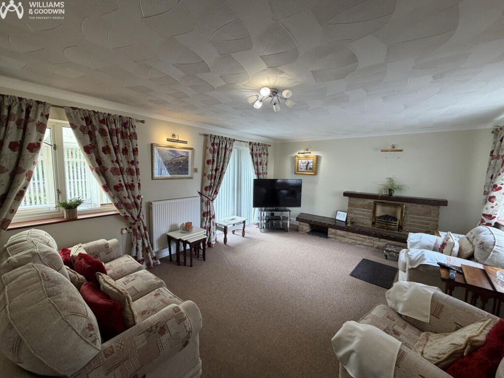 House in Porthaethwy / Menai Bridge, Ynys Môn / Isle of Anglesey - View 4