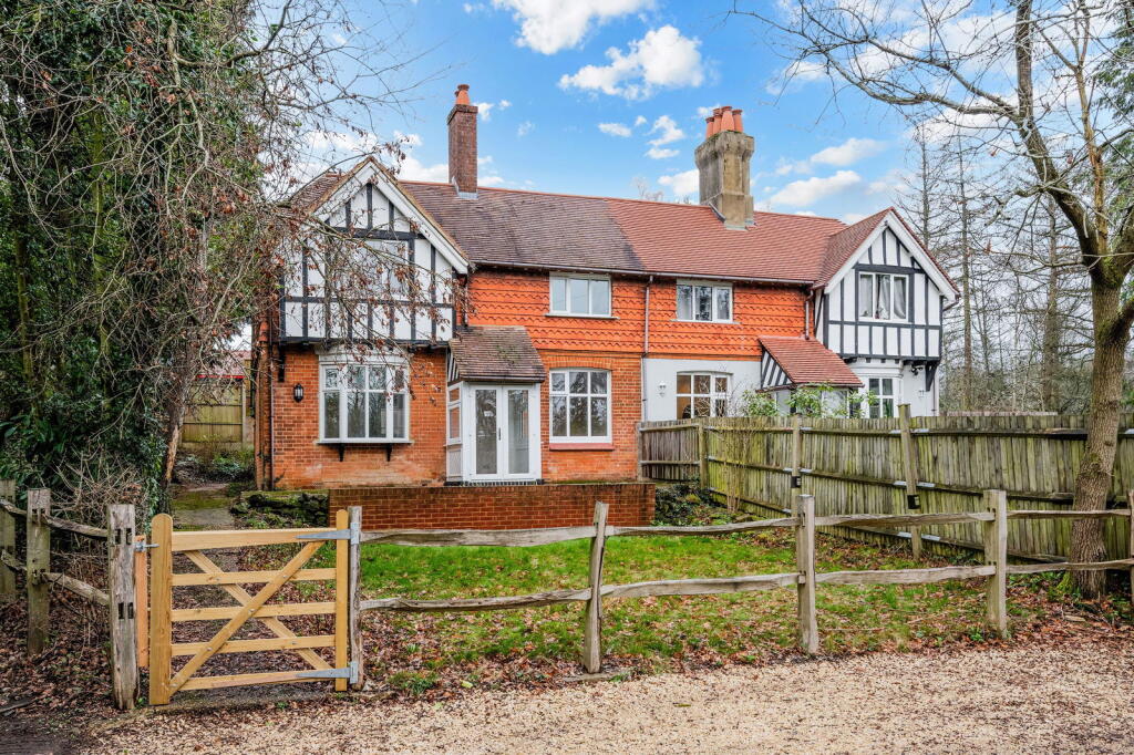 Main image of property: Deans Lane, Nutfield