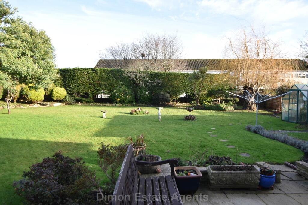 Carisbrooke Road, Gosport photo 3