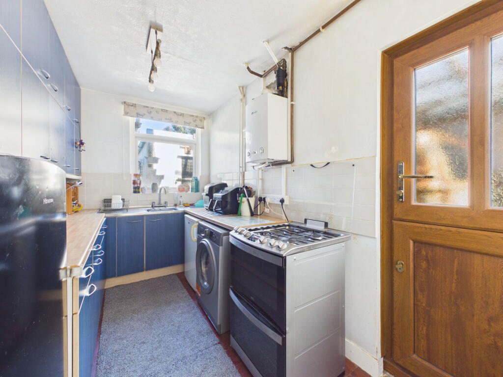 Bruce Villas, Worthing, BN11 photo 4