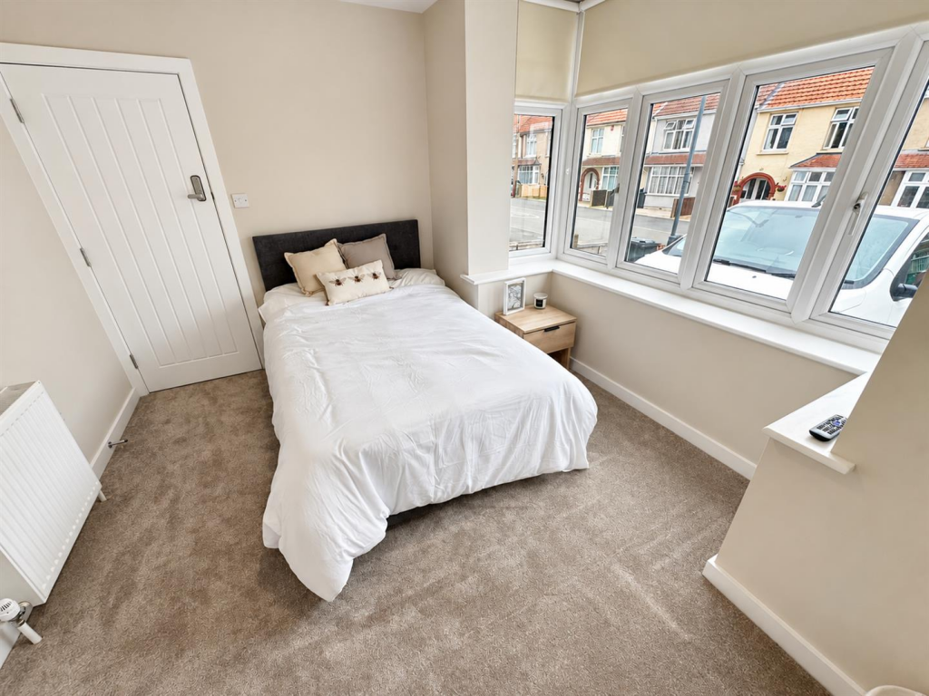 House in Bristol - View 3