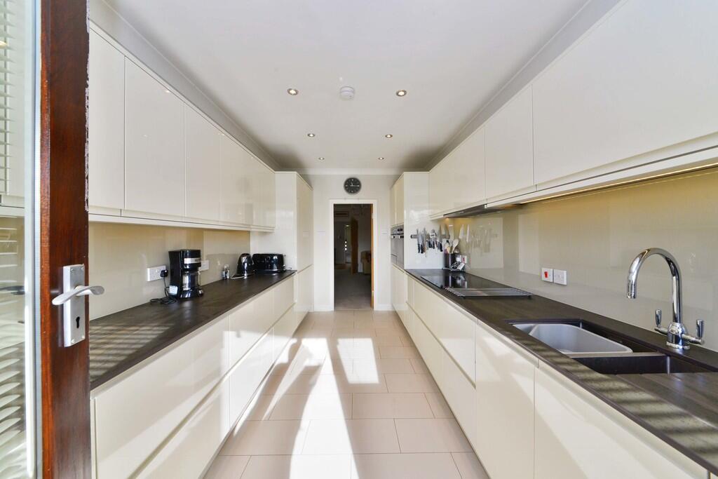 Additional image 10 of Petersham Place, Edgbaston