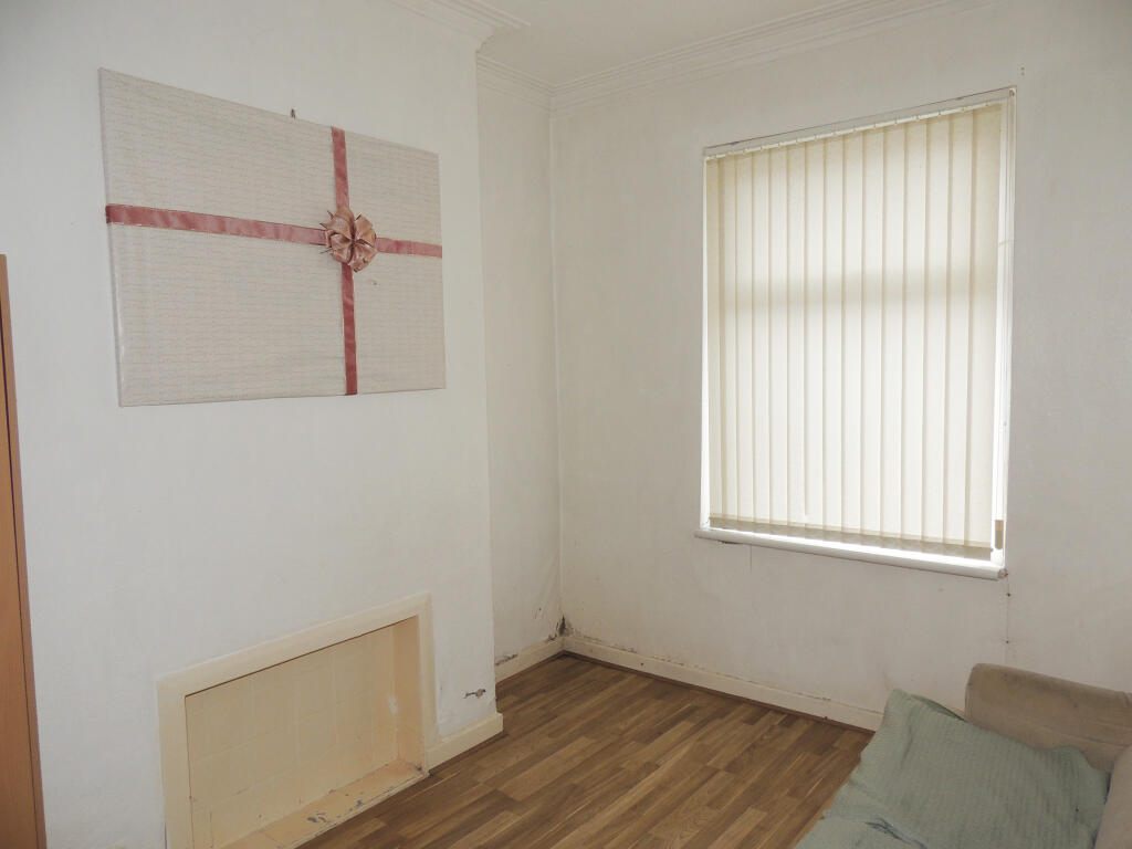 12, Winterdyne Street, Harpurhey photo 2
