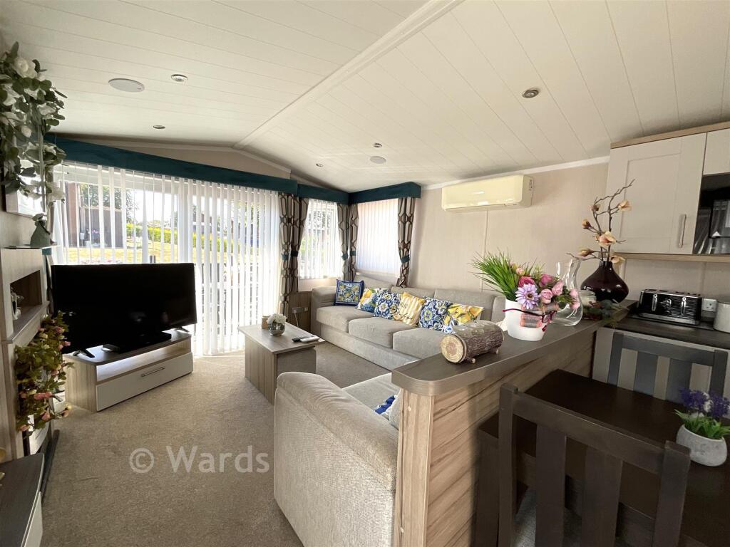House in Tonbridge - View 4