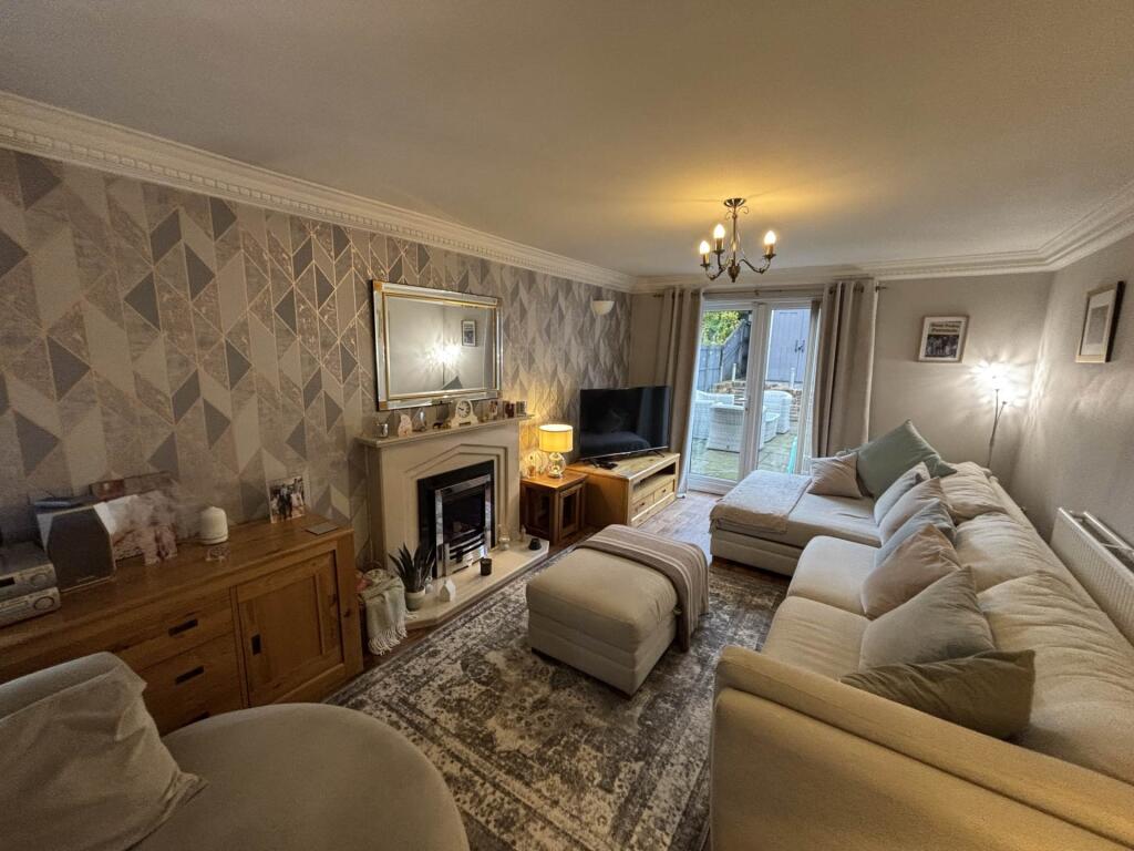 House in Oldham - View 3