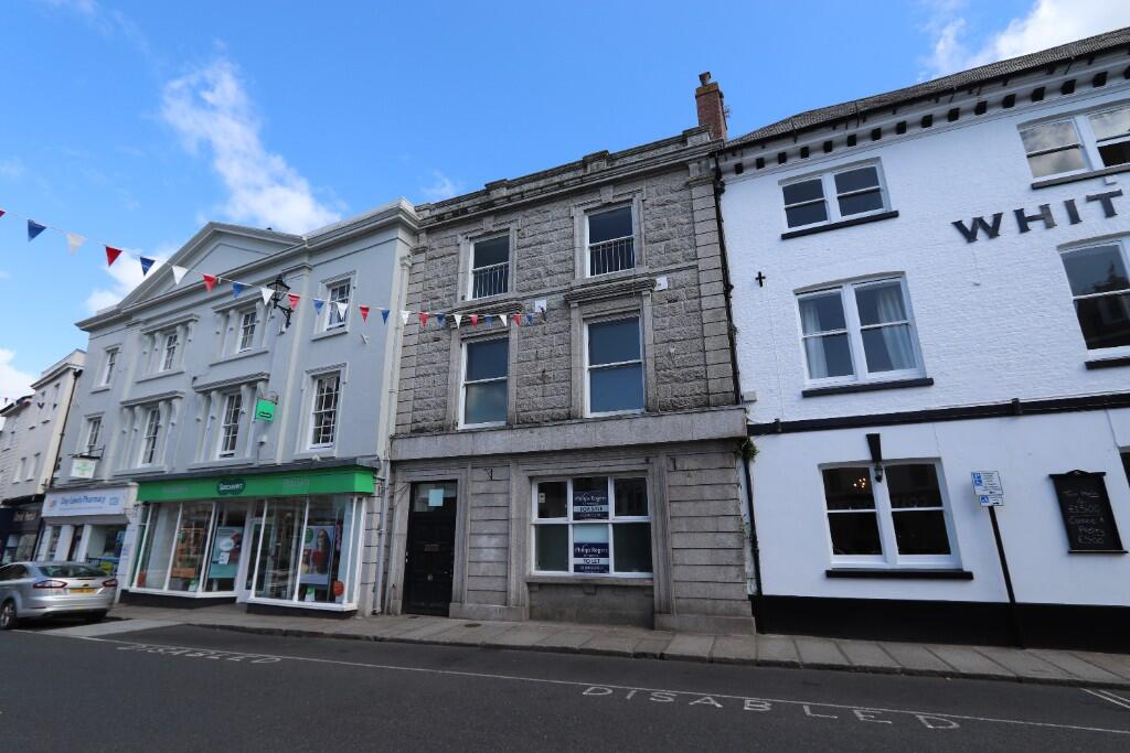 Main image of property: 13 Broad Street, Launceston, Cornwall, PL15 8AG