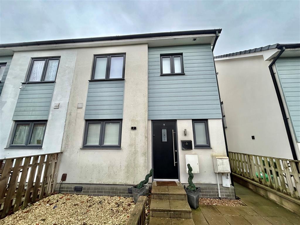 Main image of property: Farmlands Close, NOTTINGHAM