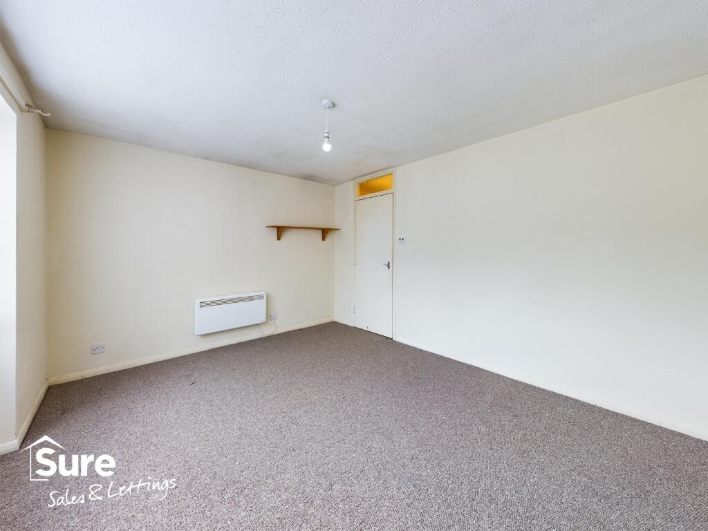 Apartment in Dacorum, Woodhall Farm - View 5