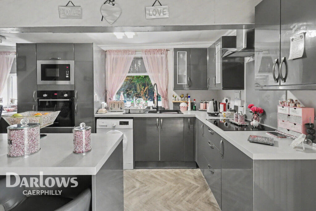 Main image of property: Heol Graigwen, Caerphilly