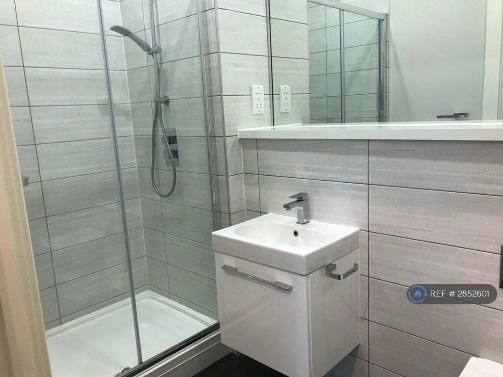 Additional image 2 of Charnwood Rd, Bradford, BD2