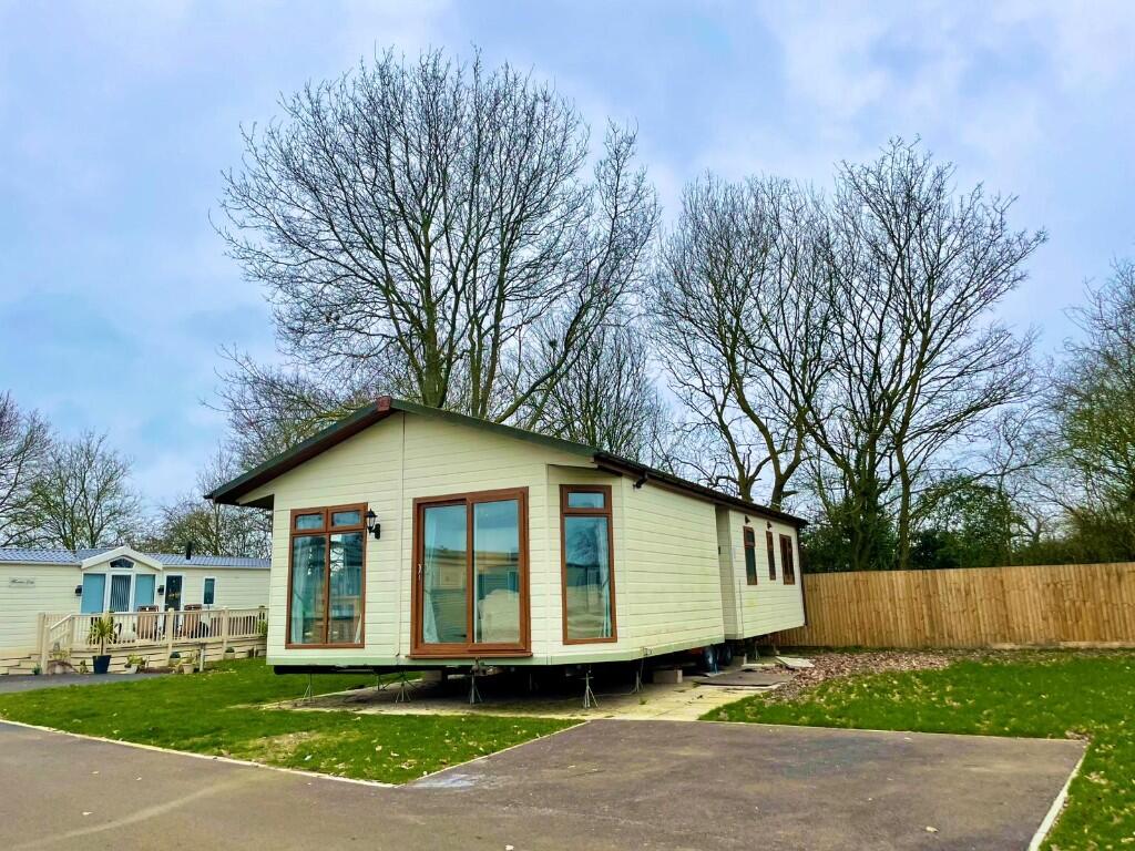 Main image of property: Albion Lodge, Manor House Holiday Park, Church Laneham, Nottinghamshire