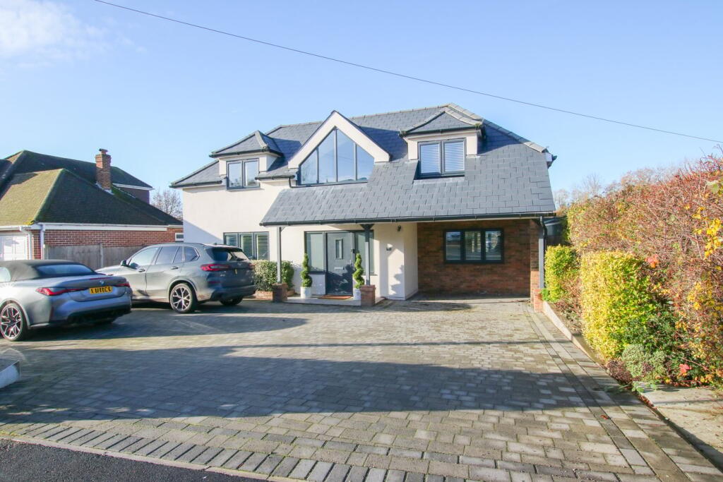 Main image of property: Arthur Road, Wokingham, RG41