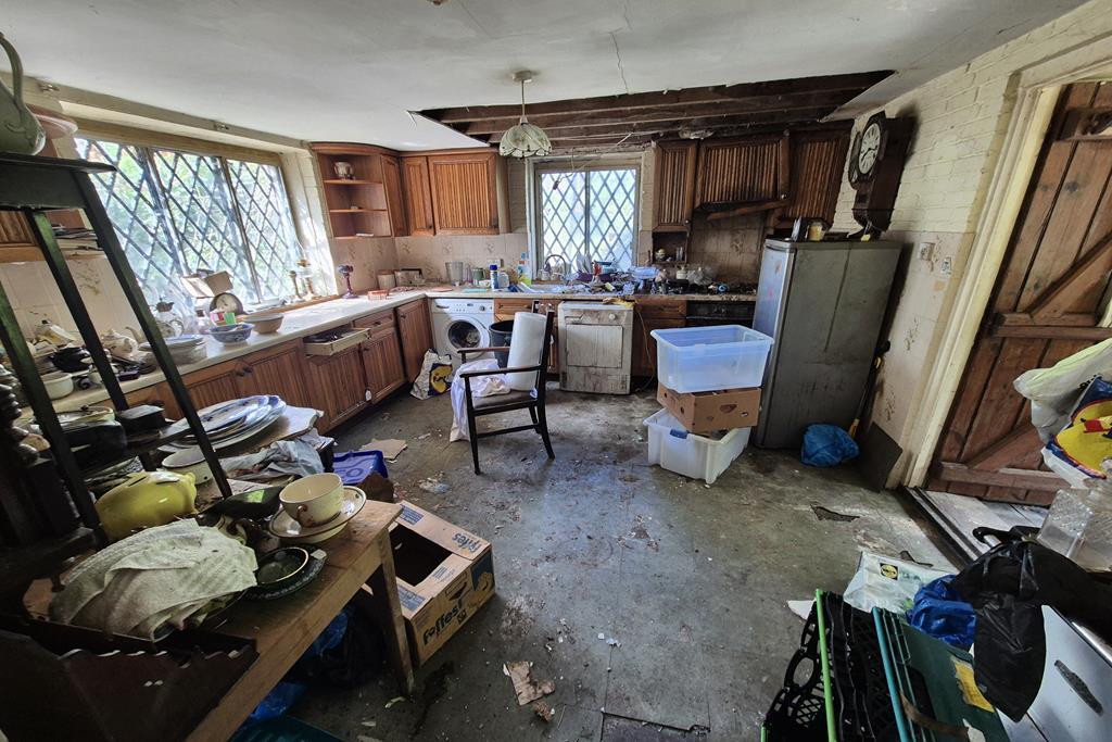 House in North Perrott, Somerset - View 3