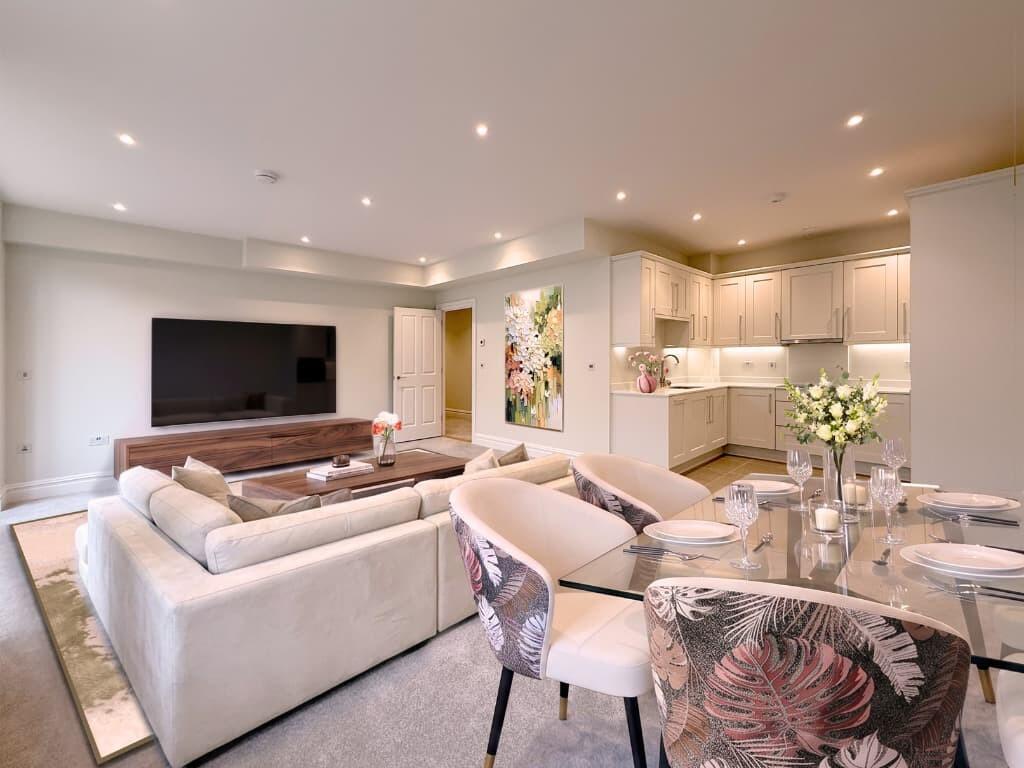 Apartment in Salisbury - View 4