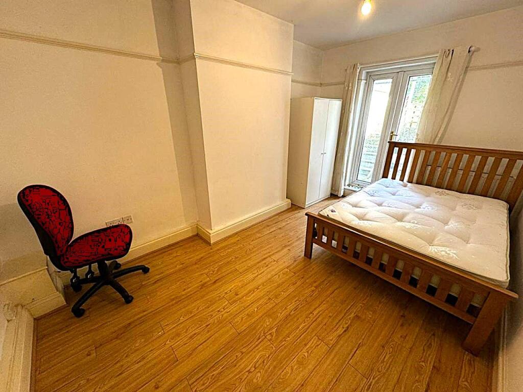 2 bedroom ground floor flat for rent