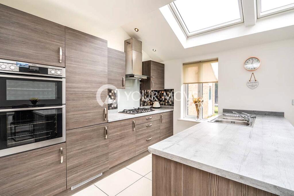 Mallow Drive, Salford, Greater Manchester, M7 photo 3
