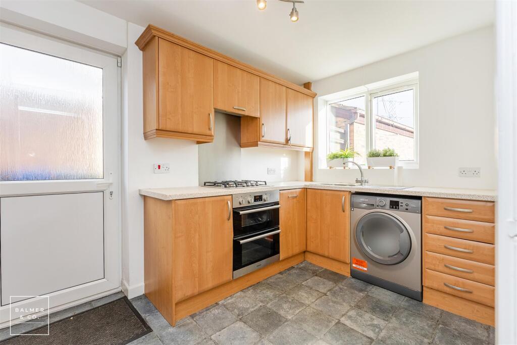 Peel Close, Atherton, M46 photo 3