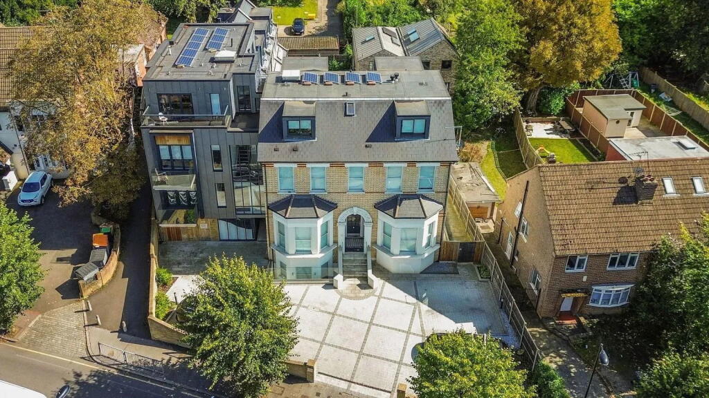 Main image of property: Montello Apartments, South Croydon, CR2