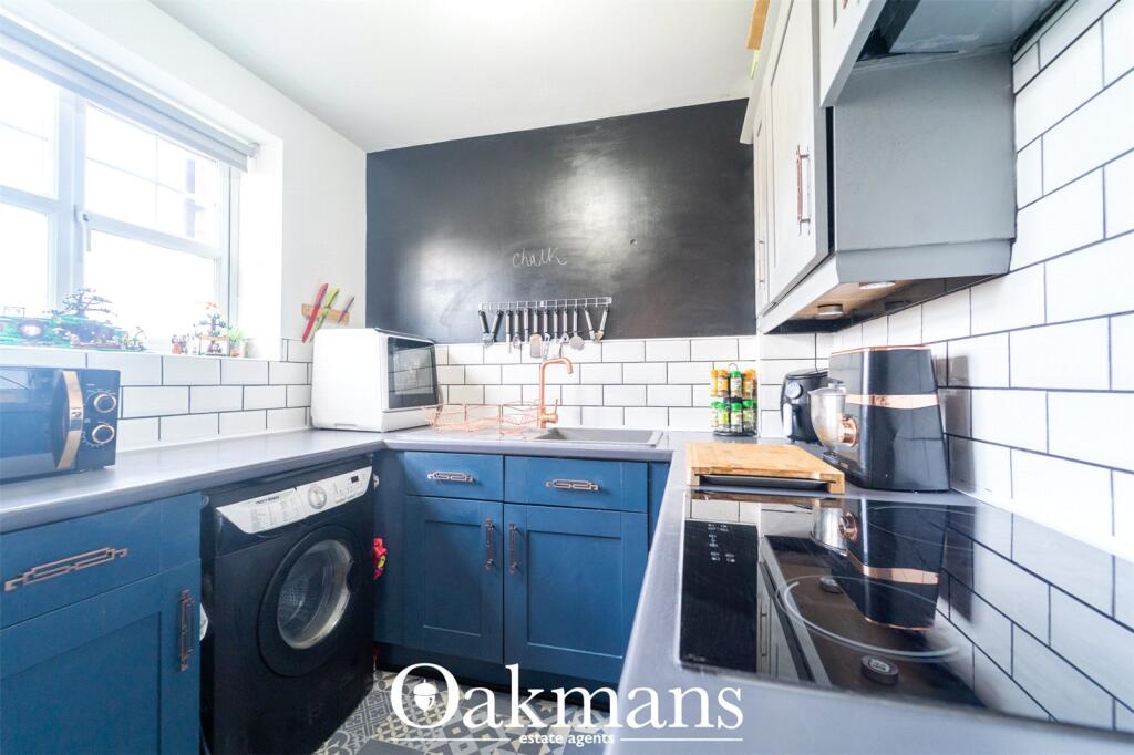Design Close, Bromsgrove, B60 photo 3
