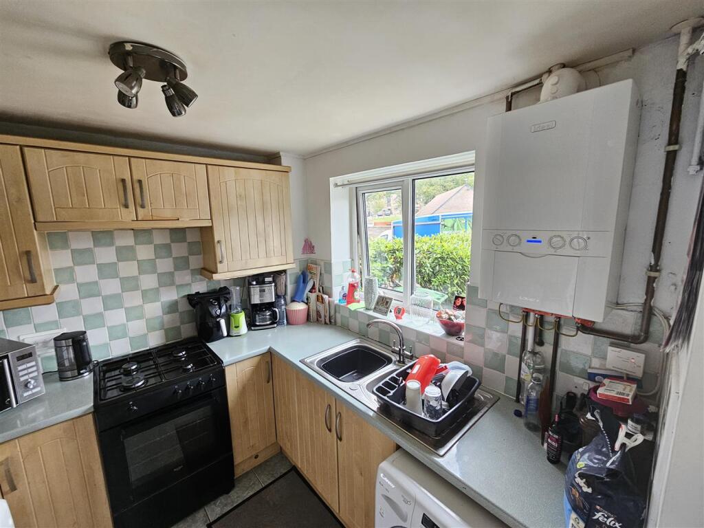 House in Cardiff, Caerau - View 3