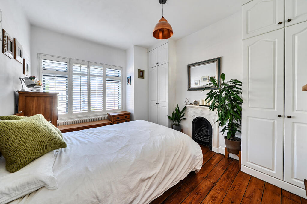 House in London - View 5