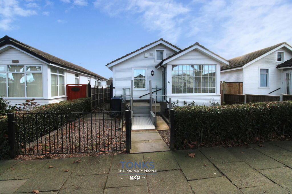 Main image of property: Hawkesley Drive, Birmingham, B31 4EY