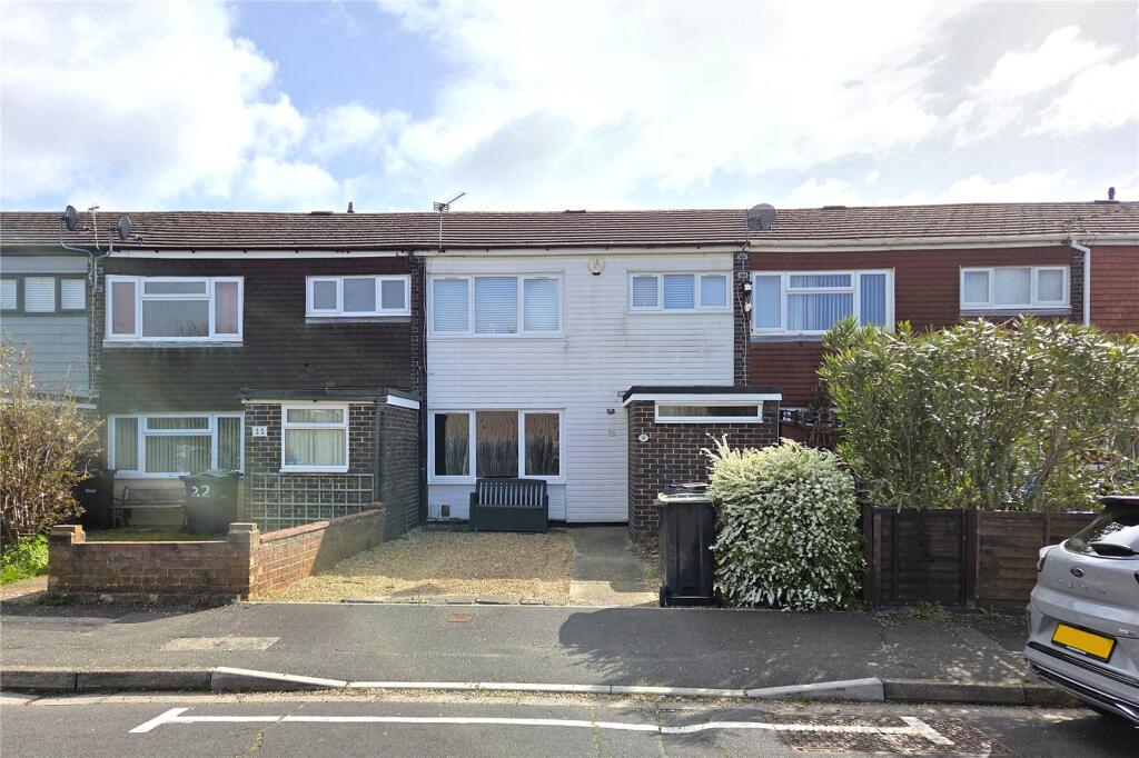 Main image of property: Elm Park Road, Havant, Hampshire, PO9