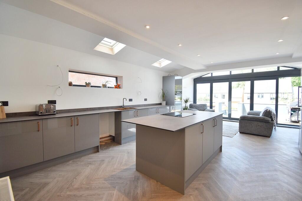 Eastfield Road, Louth LN11 7AS photo 3