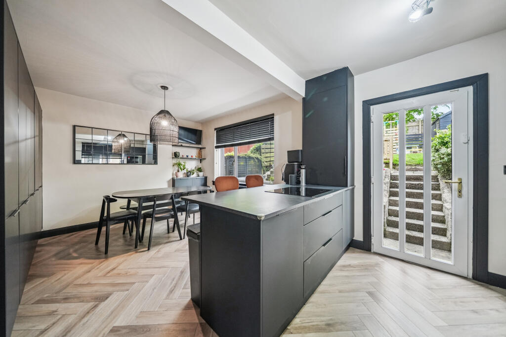 House in Glasgow - View 3