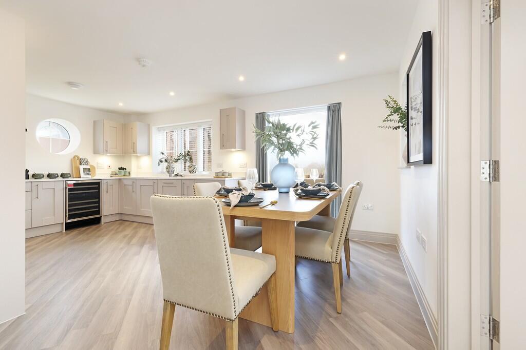 House in Guildford - View 5