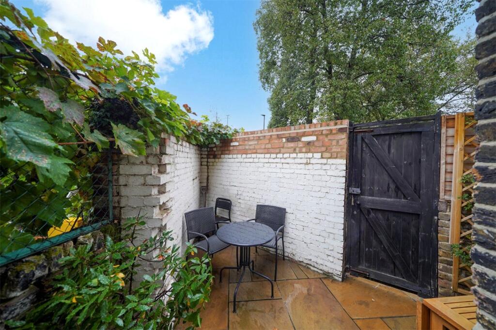 Apartment in London, Maitland Park, Dartmouth Park - View 3