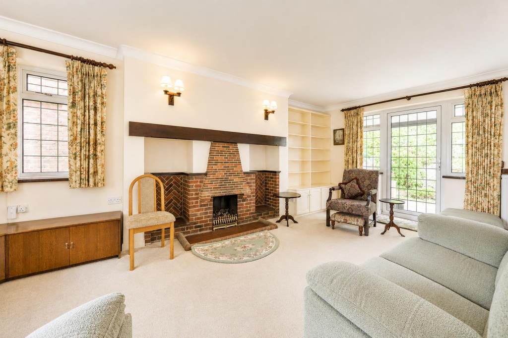 House in Guildford, Onslow Village - View 5