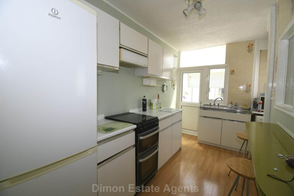 House in Gosport, Hampshire - View 5