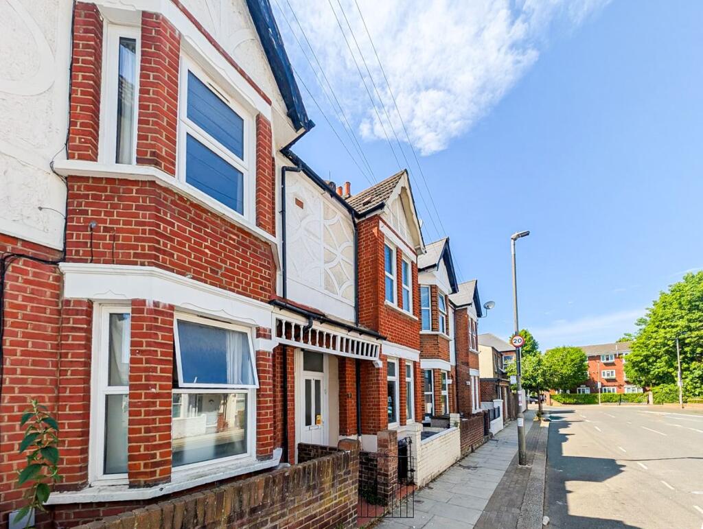 Main image of property: Thurso Street, London
