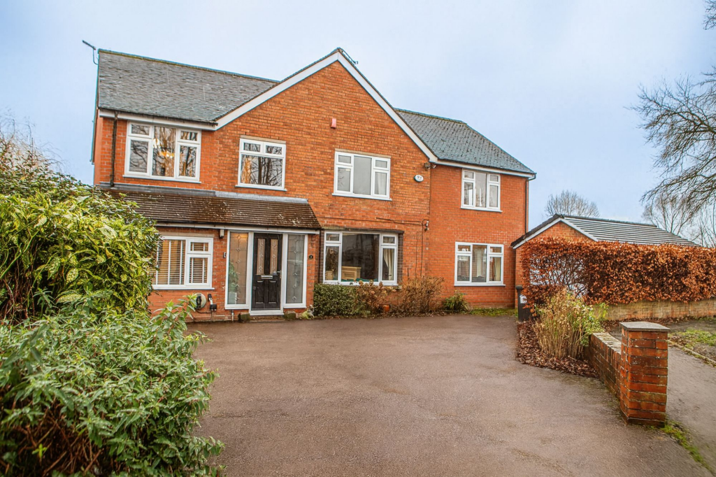 Main image of property: Middlewich Road, Nantwich, CW5