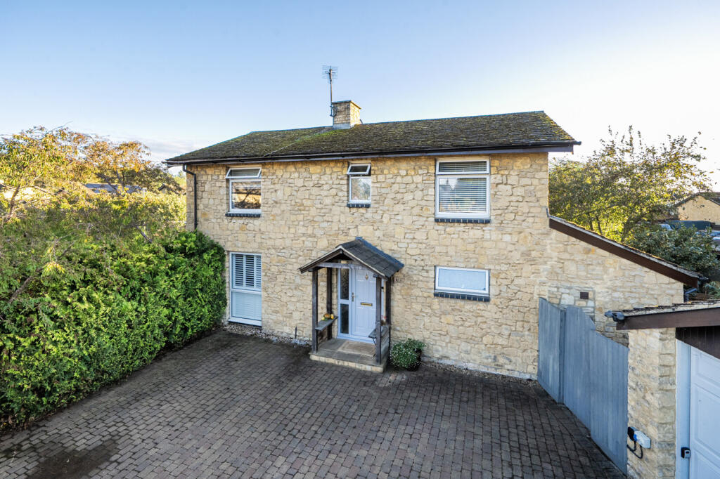 Main image of property: Glebe Rise, Kings Sutton, Banbury