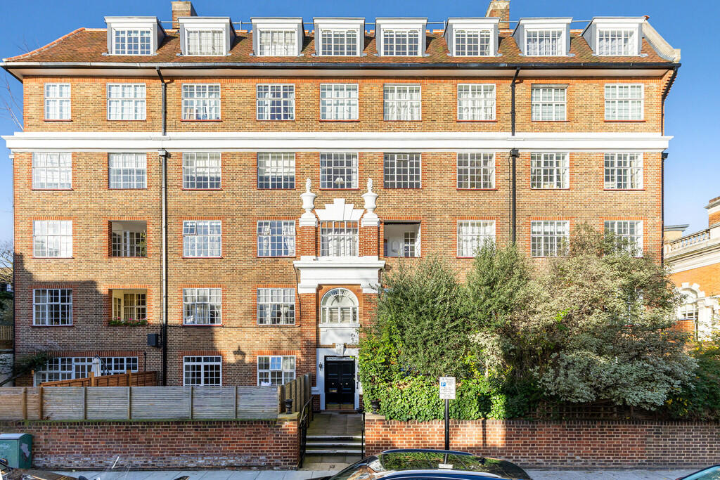 Main image of property: Kings Court South, Chelsea Manor Gardens