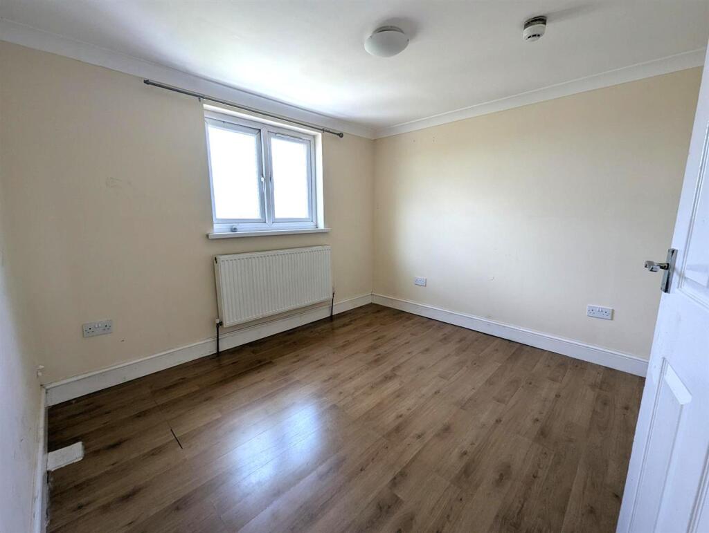 Forest View Road, London photo 5