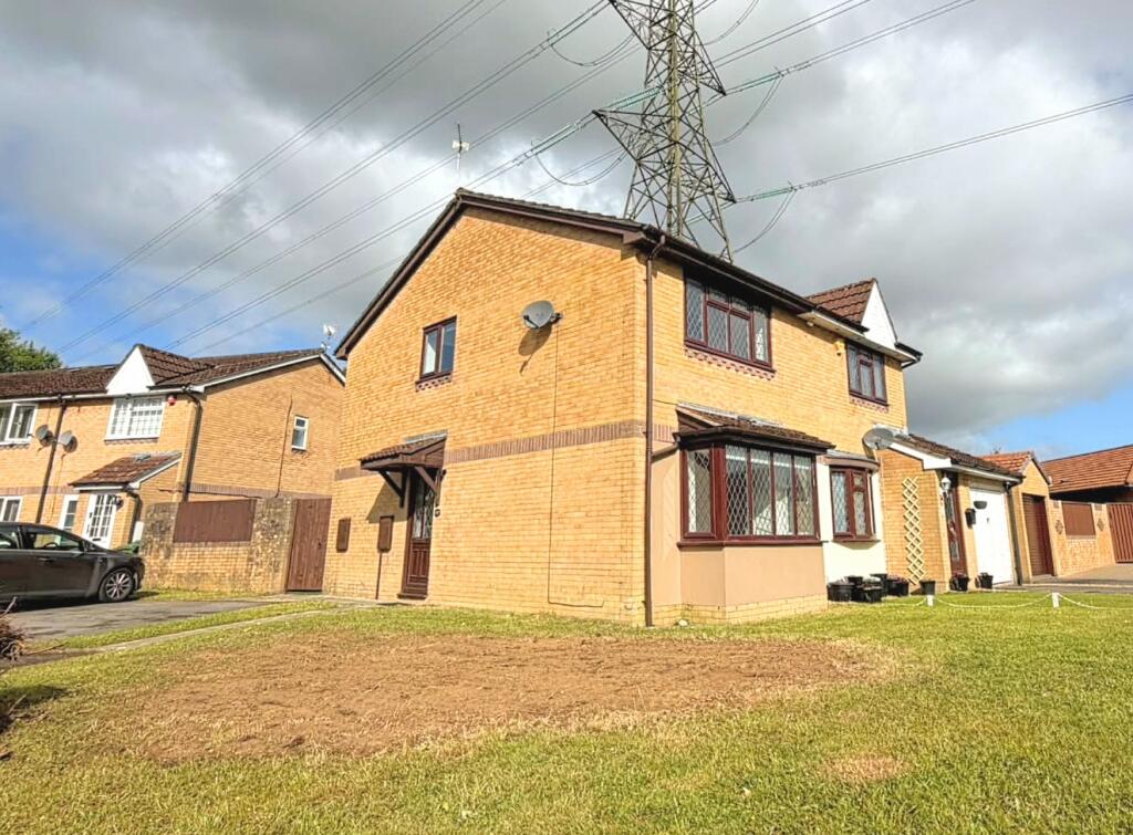 Main image of property: Ynysddu, PONTYCLUN