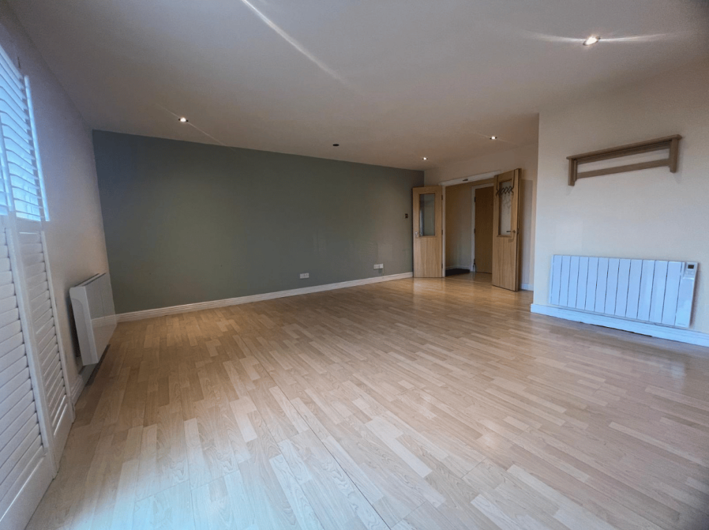 Apartment in Birmingham, West Midlands - View 4