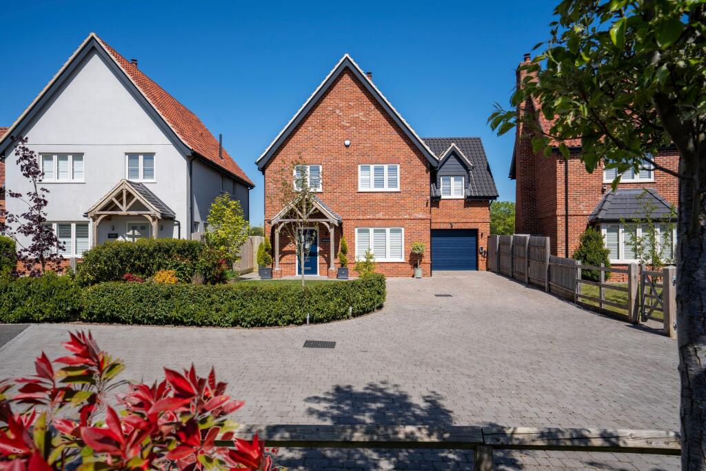 Main image of property: High Road, Bressingham