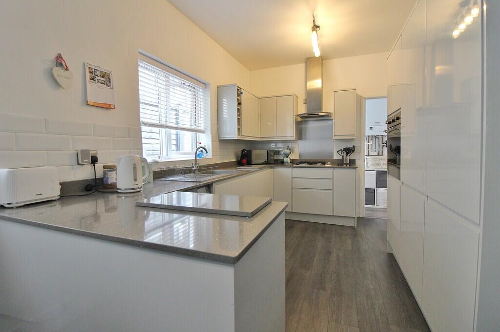 House in Portsmouth - More