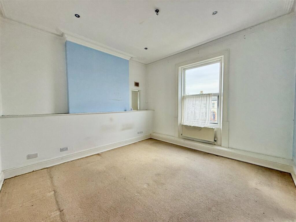 Manchester Road, Southport, PR9 photo 3