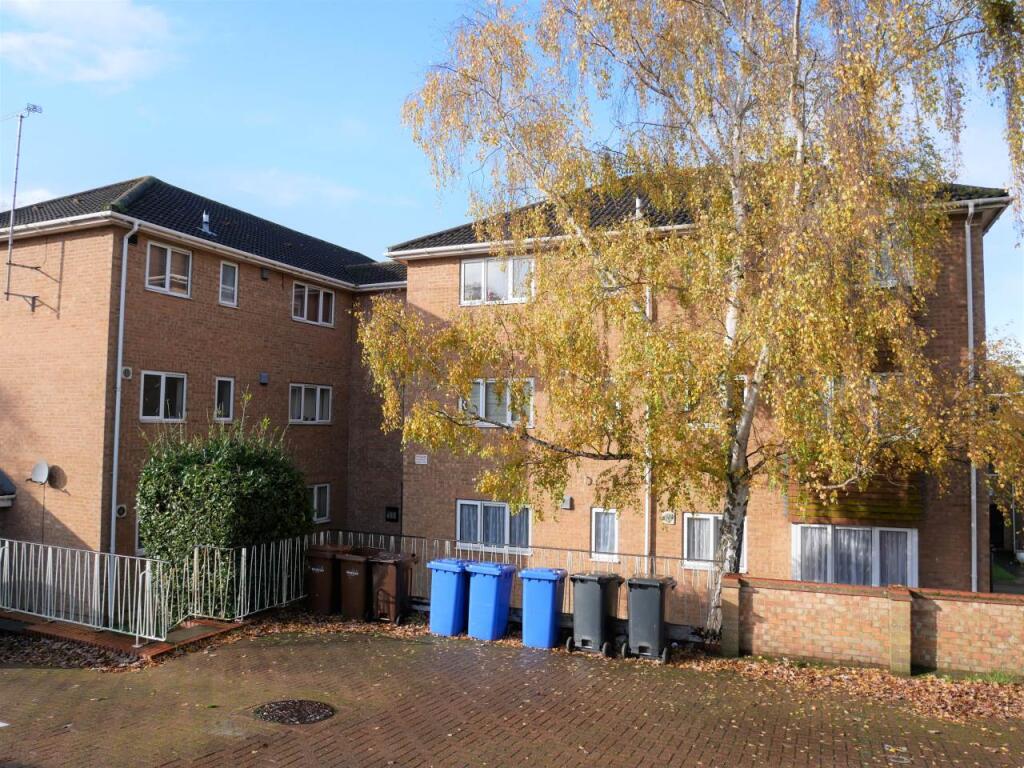 Main image of property: Ferrier close , Parkwood , Rainham