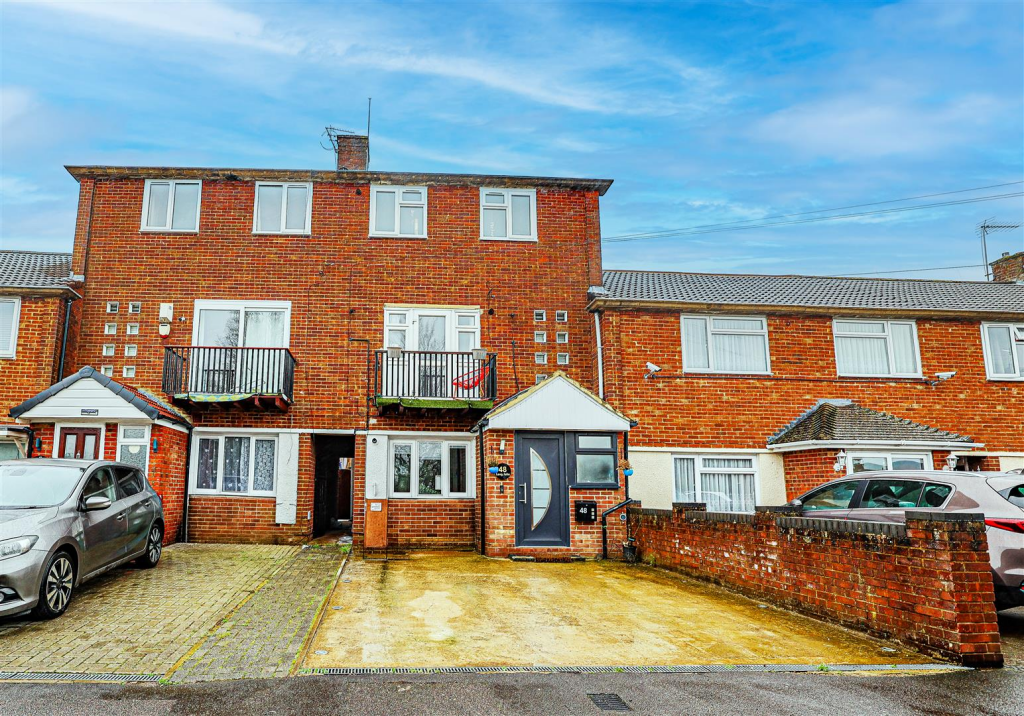 4-bed terraced on Long John, Hemel Hempstead, HP3, £495,000