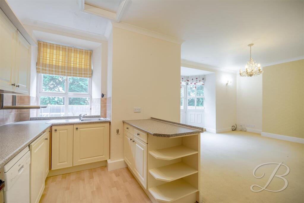 Apartment in Nottingham - View 5
