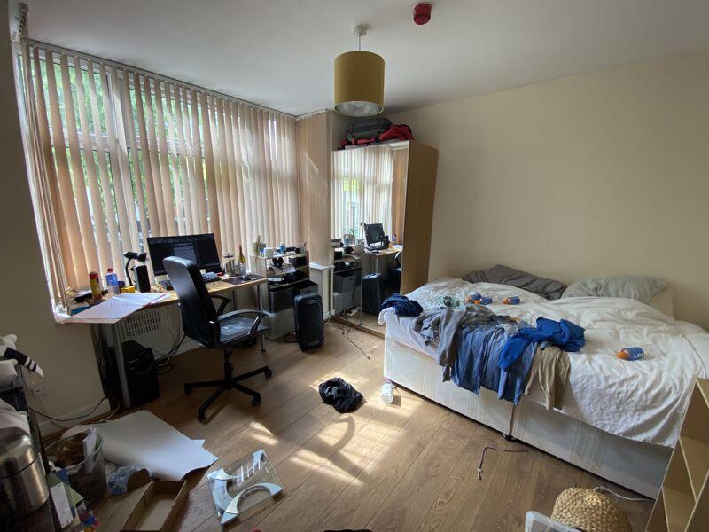 House in Nottingham, The Park - View 5